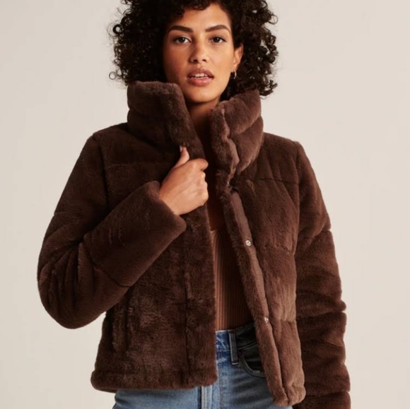 Abercrombie & Fitch Jackets & Blazers - 🤎EUC Abercrombie & Fitch Mini Puffer Cropped Faux Fur Coat, Brown, Small